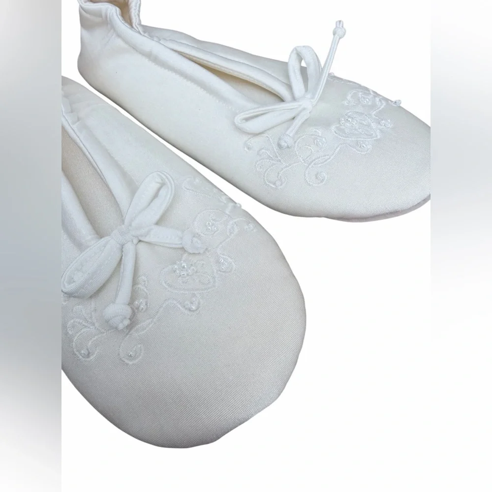 Davids Bridal Comfy Soft White‎ Ballet Flats with Bow